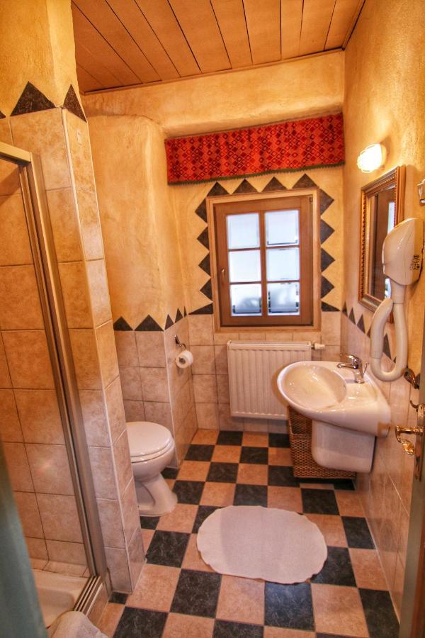 Apartments Belopeski Dvori Kranjska Gora Værelse billede