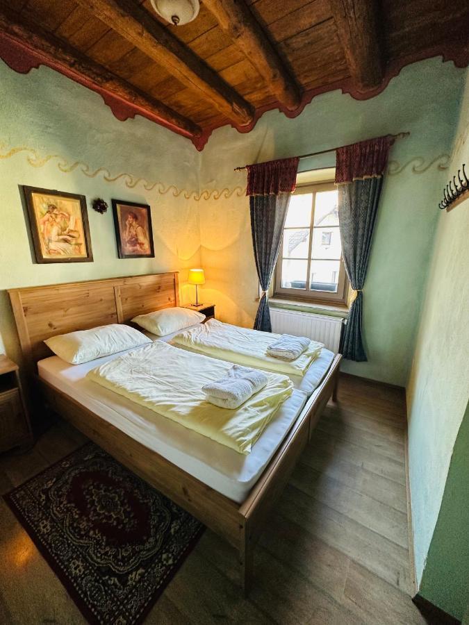 Apartments Belopeski Dvori Kranjska Gora Værelse billede